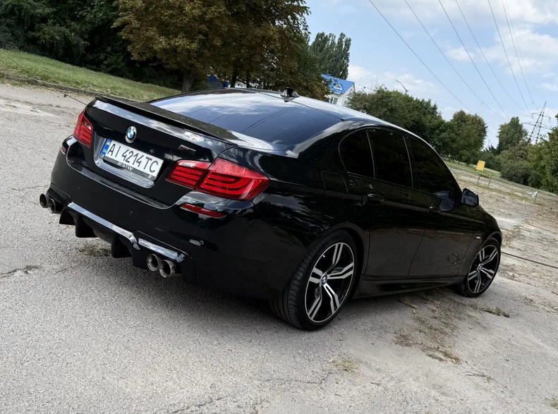 BMW 5 серія 2012 - 7
