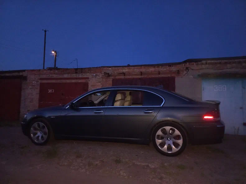 BMW 7 серія 2005 - 6
