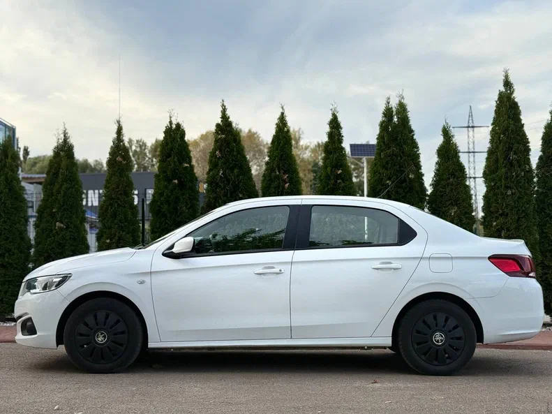 Peugeot 301 2018 - 8