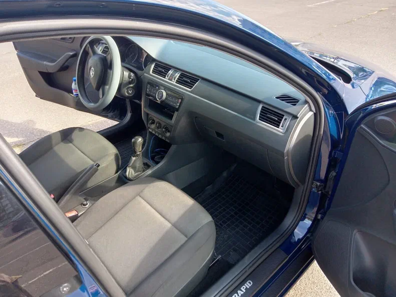 Skoda Rapid 2015 - 7