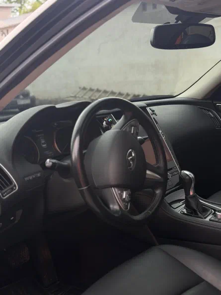 Infiniti Q50 2017 - 5