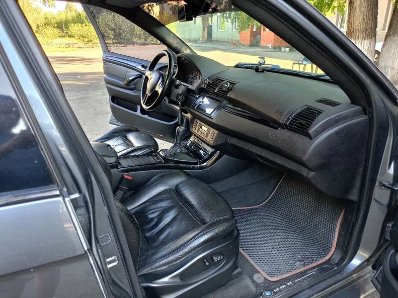BMW X5 2002 - 9