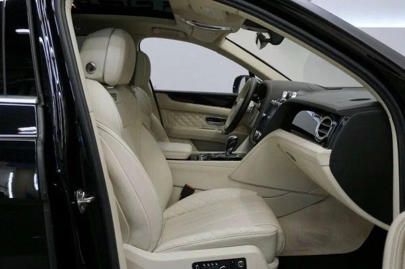 Bentley Bentayga 2016 - 10