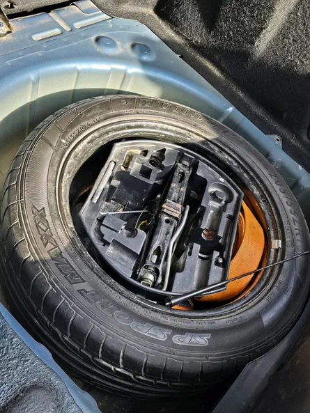 Peugeot 308 2008 - 12