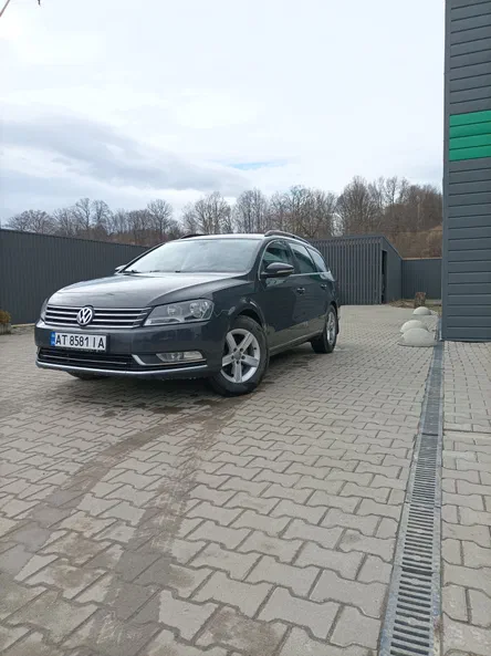 Volkswagen Passat 2011