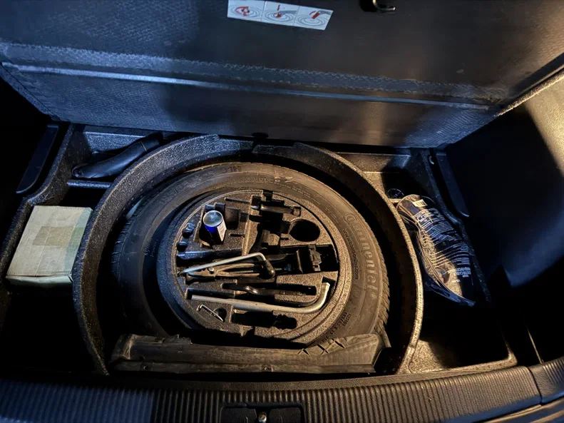 Volkswagen Golf 2010 - 21