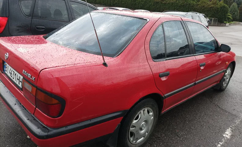 Nissan Primera 1993