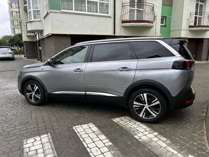Peugeot 5008 2019 - 11