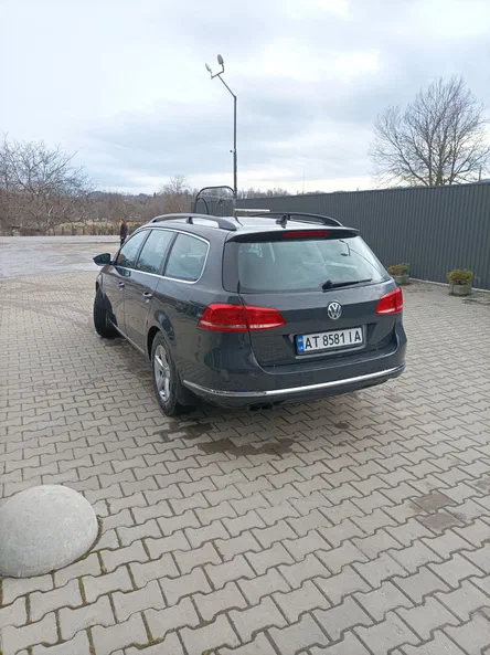 Volkswagen Passat 2011 - 8