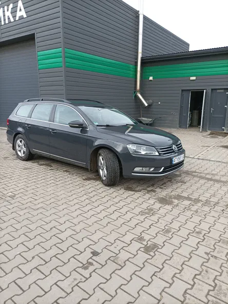 Volkswagen Passat 2011 - 6