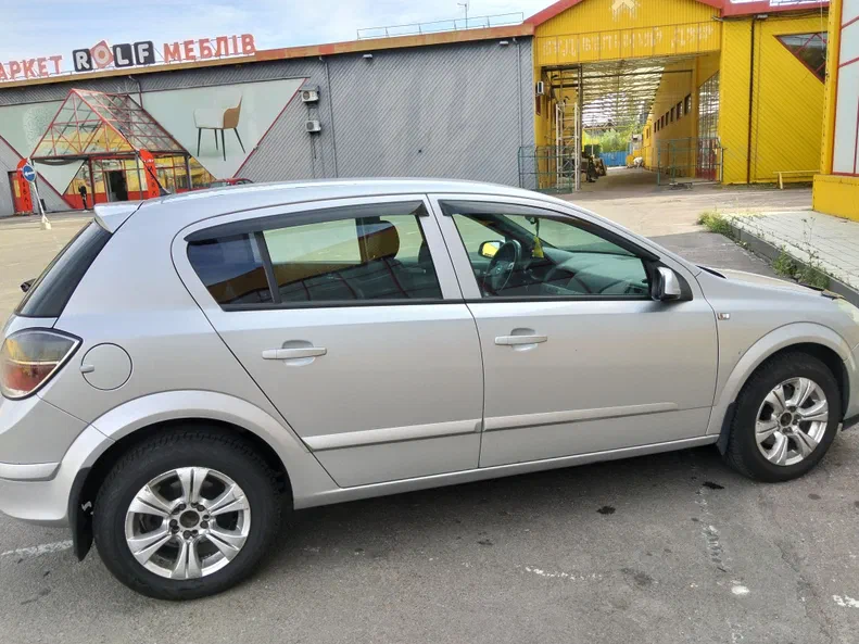 Opel Astra 2007