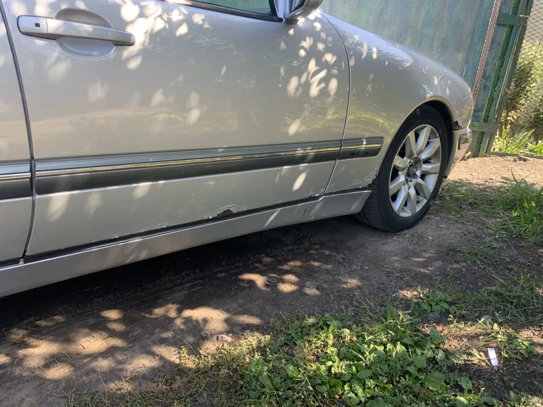 Mercedes-Benz E-Клас 2001 - 6