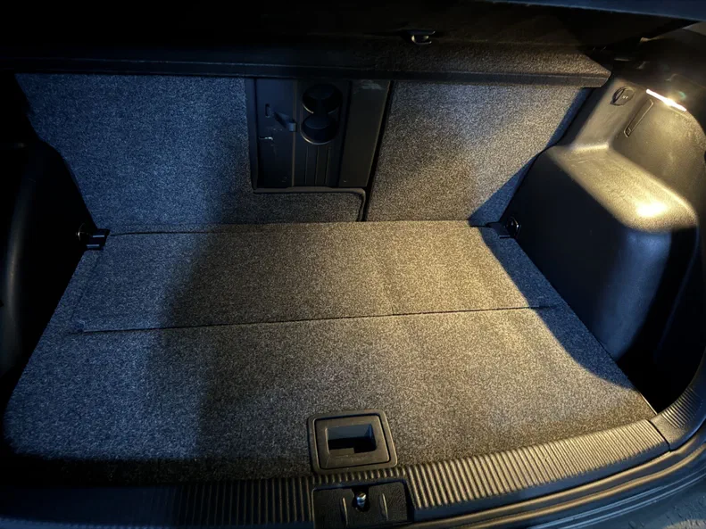 Volkswagen Golf 2010 - 19