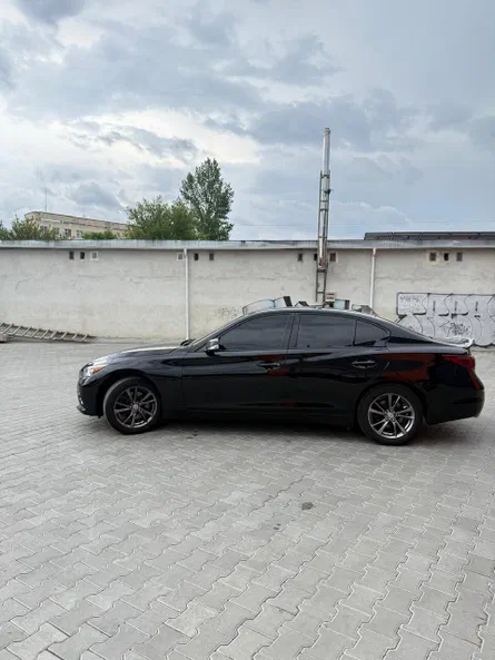 Infiniti Q50 2017 - 24