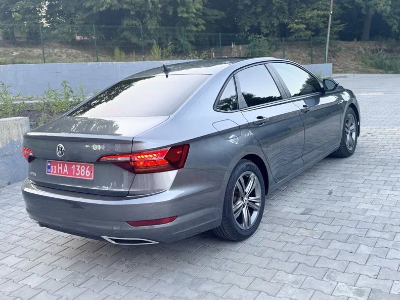 Volkswagen Jetta 2019