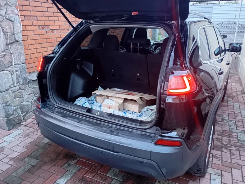 Jeep Cherokee 2018 - 23