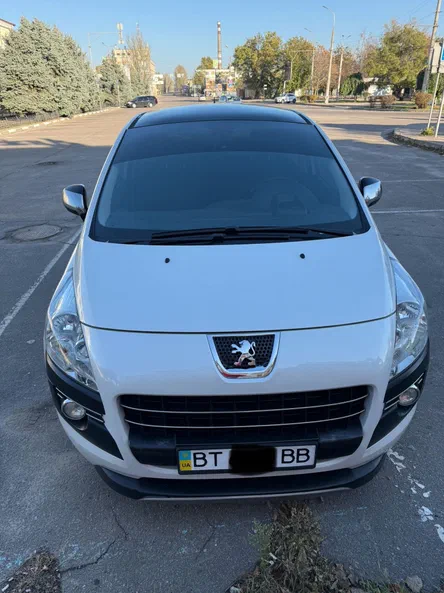 Peugeot 3008 2011