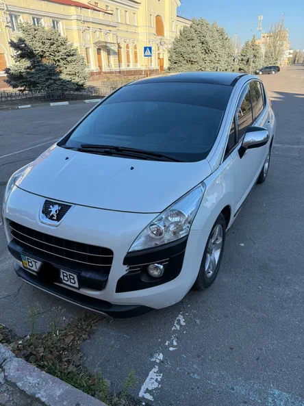 Peugeot 3008 2011