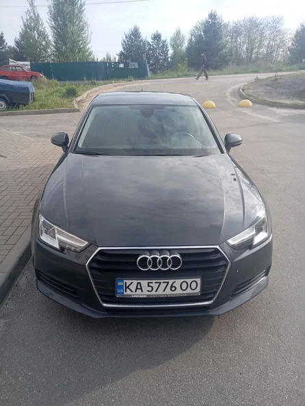 Audi A4 2018 - 13