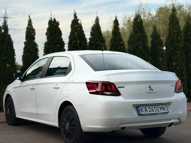 Peugeot 301 2018 - 10