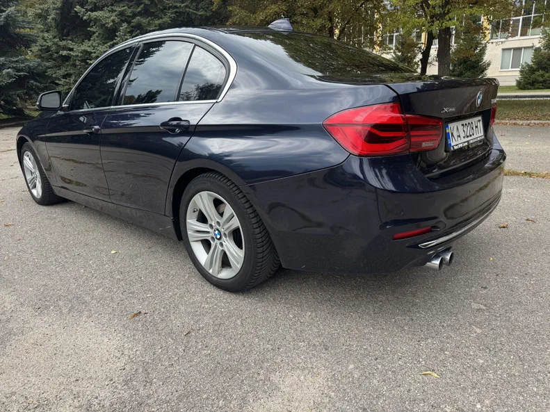 BMW 3 серии 2017