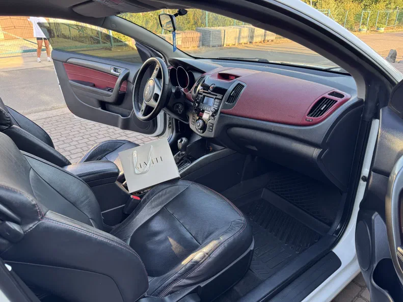 Kia Cerato 2012 - 18