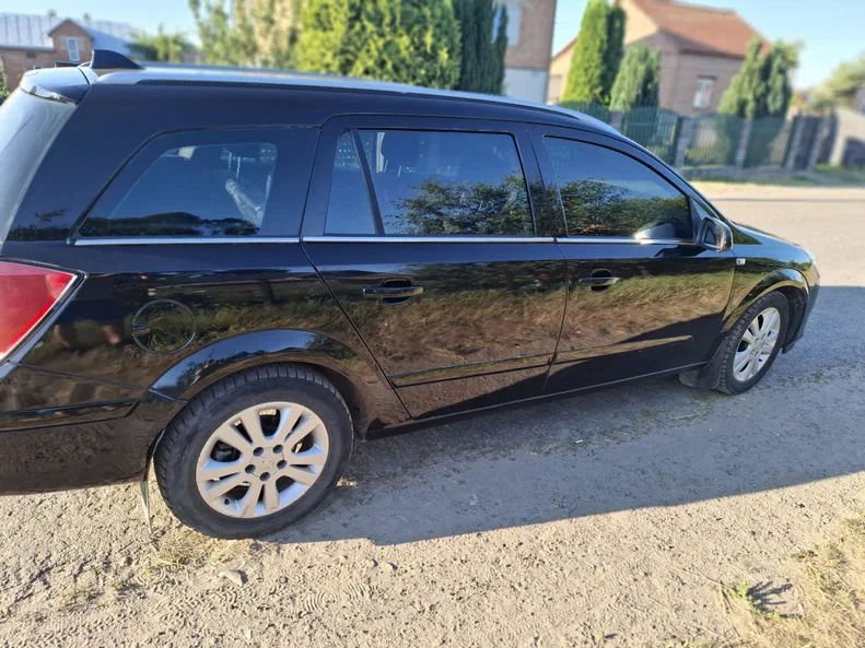 Opel Astra 2005 - 10