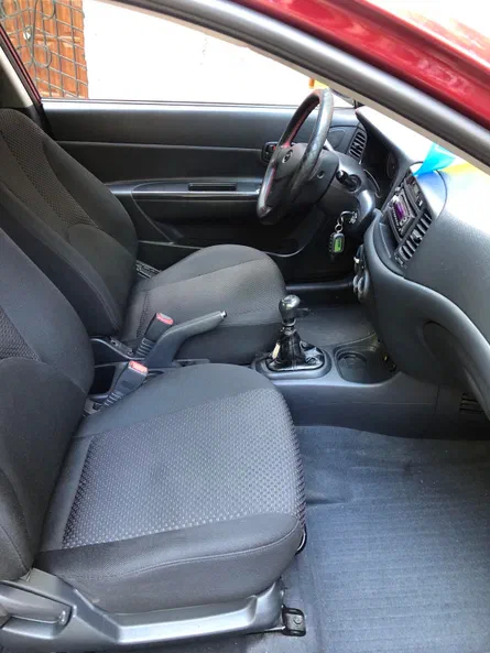 Hyundai Accent 2008 - 5