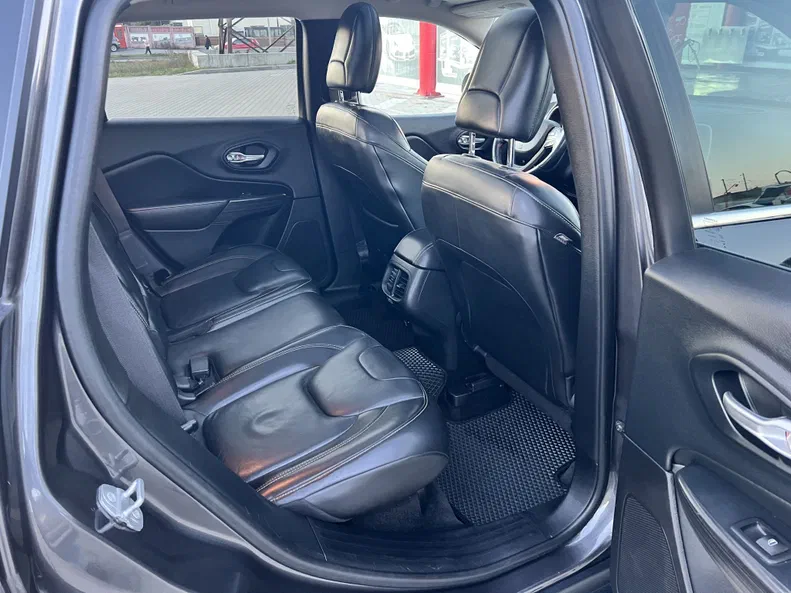 Jeep Cherokee 2015 - 14