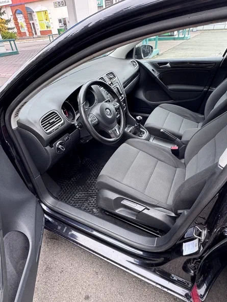 Volkswagen Golf 2011 - 15