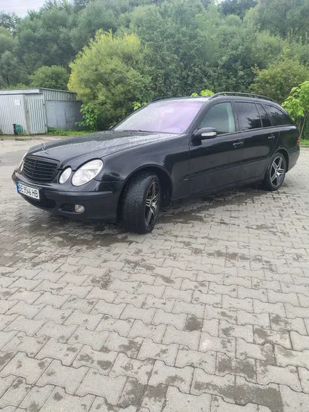 Mercedes-Benz E-Класс 2004