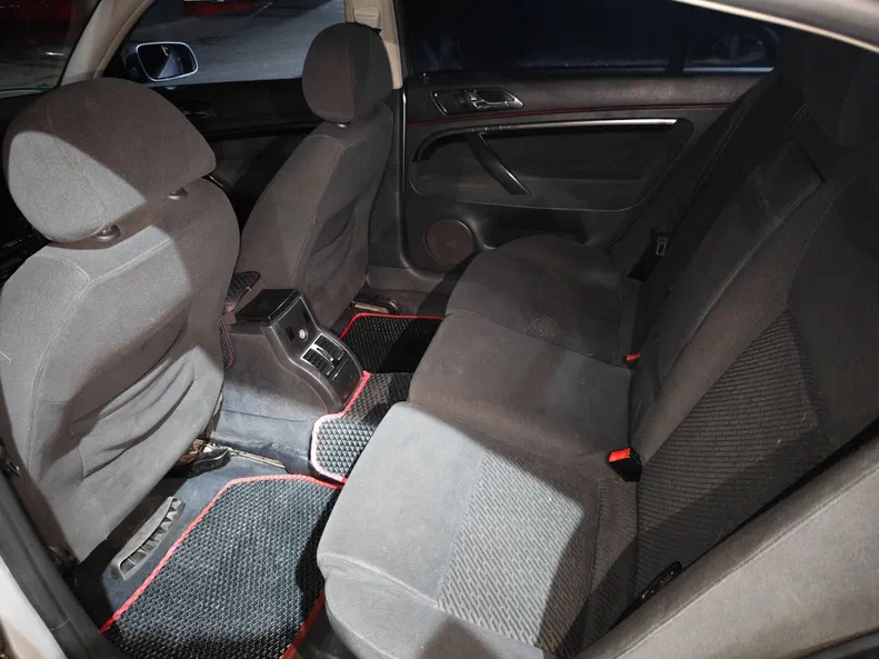 Skoda Superb 2004 - 8