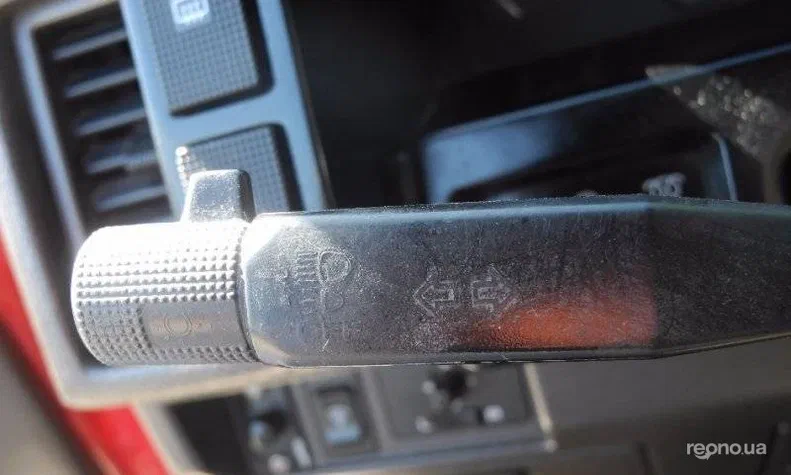 Nissan Bluebird 2011 - 17