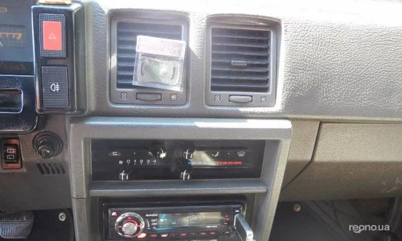 Nissan Bluebird 2011 - 15