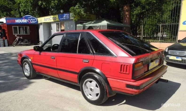 Nissan Bluebird 2011 - 2