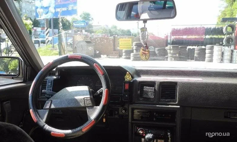 Nissan Bluebird 2011 - 10