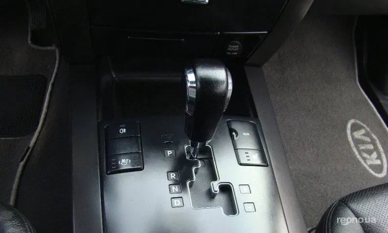 Kia Mohave 2011 - 17