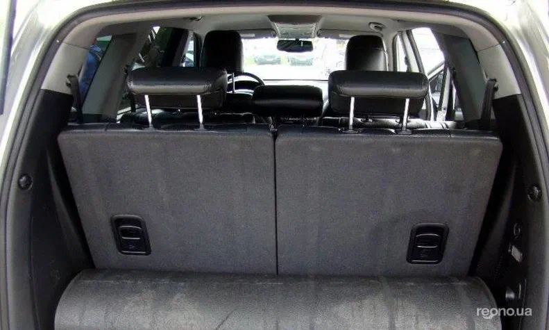 Kia Mohave 2011 - 25