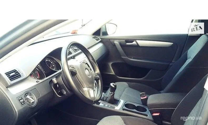 Volkswagen Passat 2013 - 4