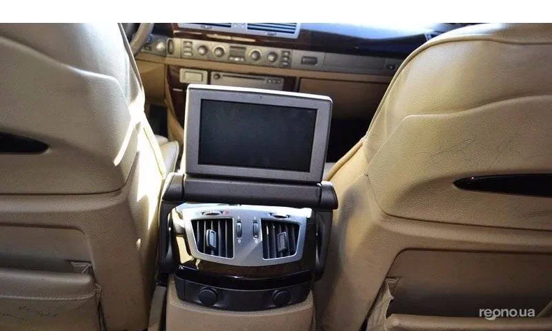 BMW 7 серія 2004 - 8