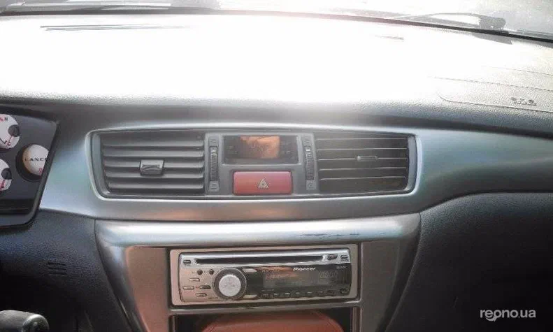 Mitsubishi Lancer 2006 - 8