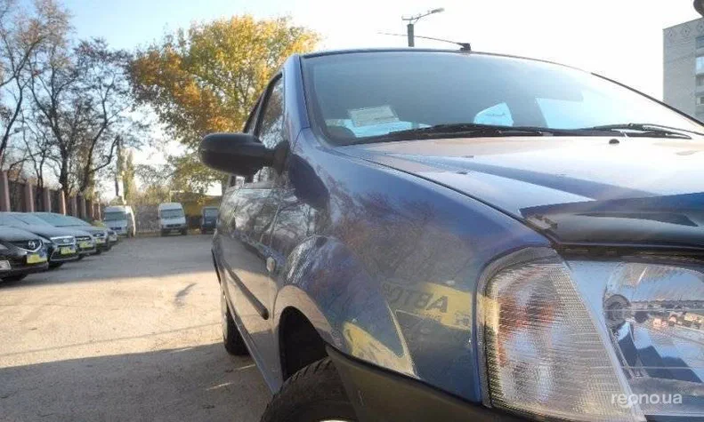 Renault Logan 2006 - 4