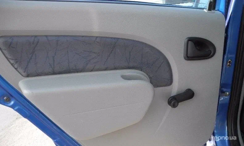 Renault Logan 2006 - 10