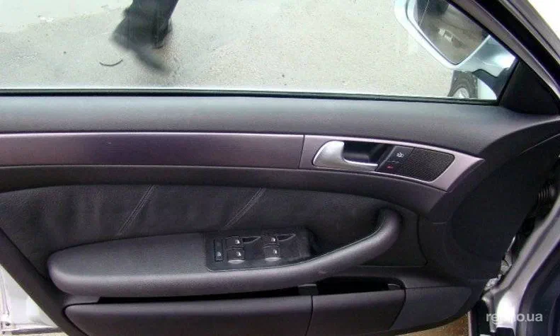 Audi A6 2004 - 2
