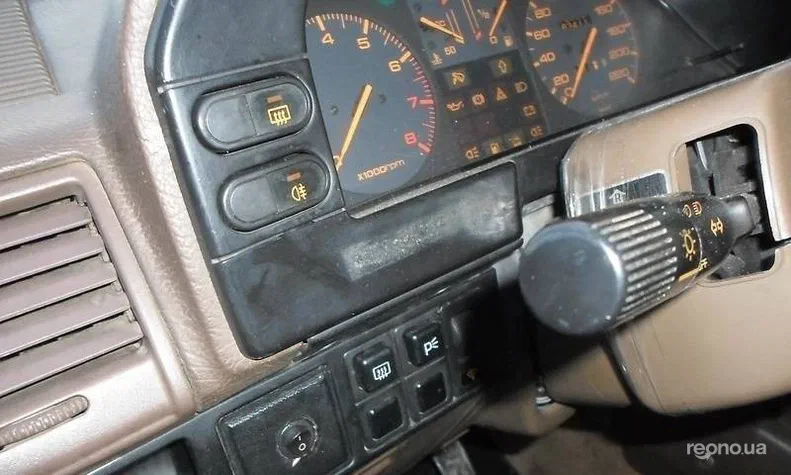 Mazda 626 1983 - 6