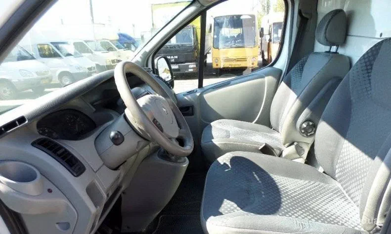 Renault Trafic 2009 - 1