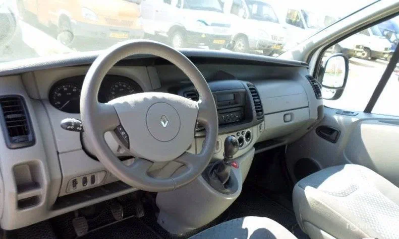 Renault Trafic 2009 - 10