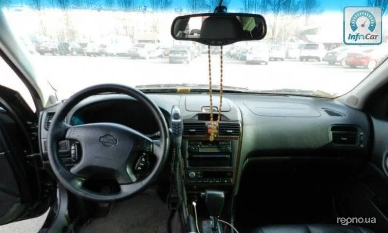 Nissan Maxima 2002 - 8