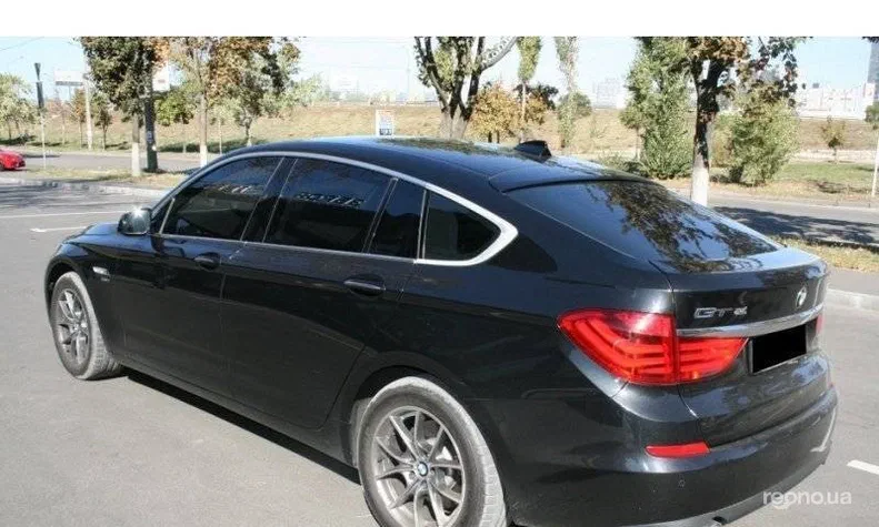 BMW 5 серія 2011 - 14