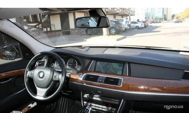 BMW 5 серія 2011 - 8